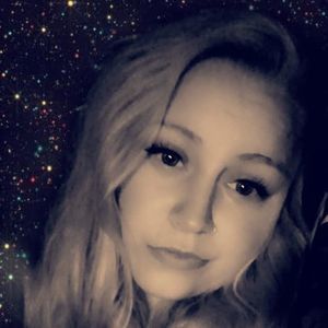 Meet your Posher, Savannah